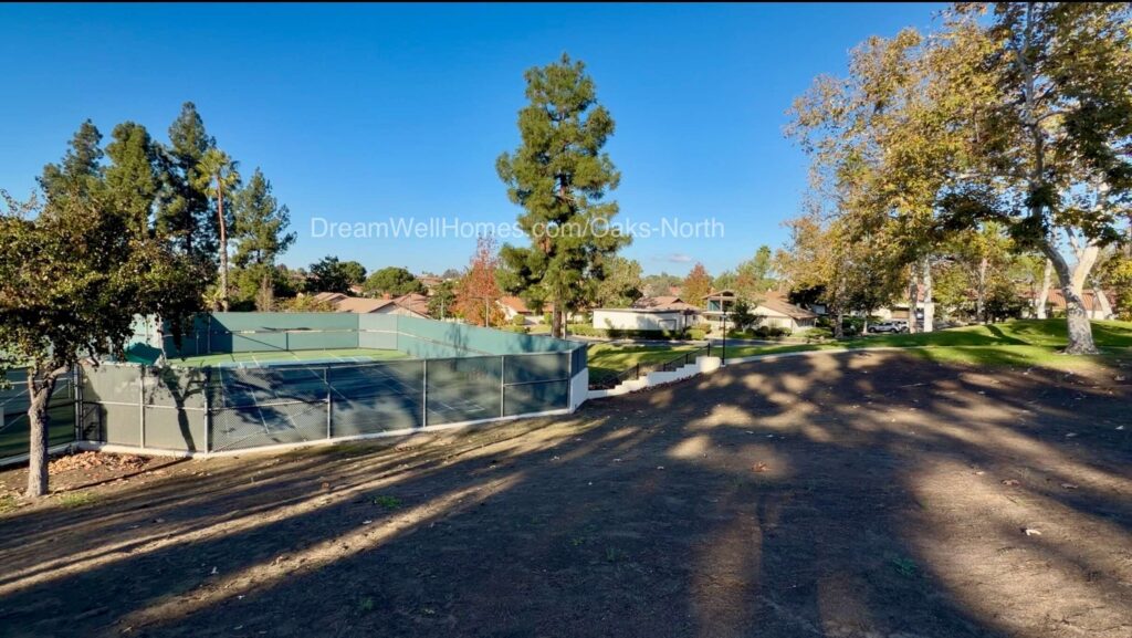 Oaks North Tennis Courts
