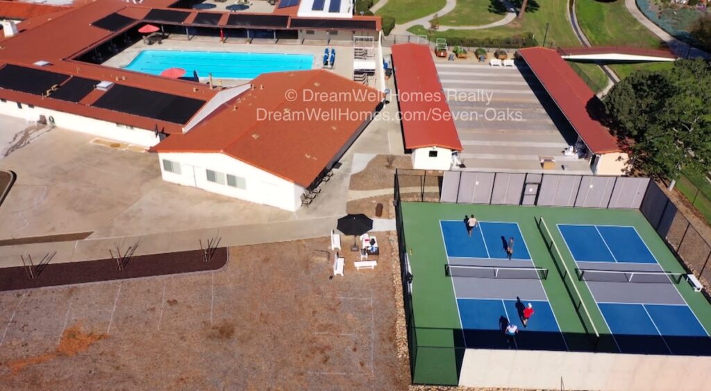 Seven Oaks Rancho Bernardo San Diego 55+ Community Pickleball Courts