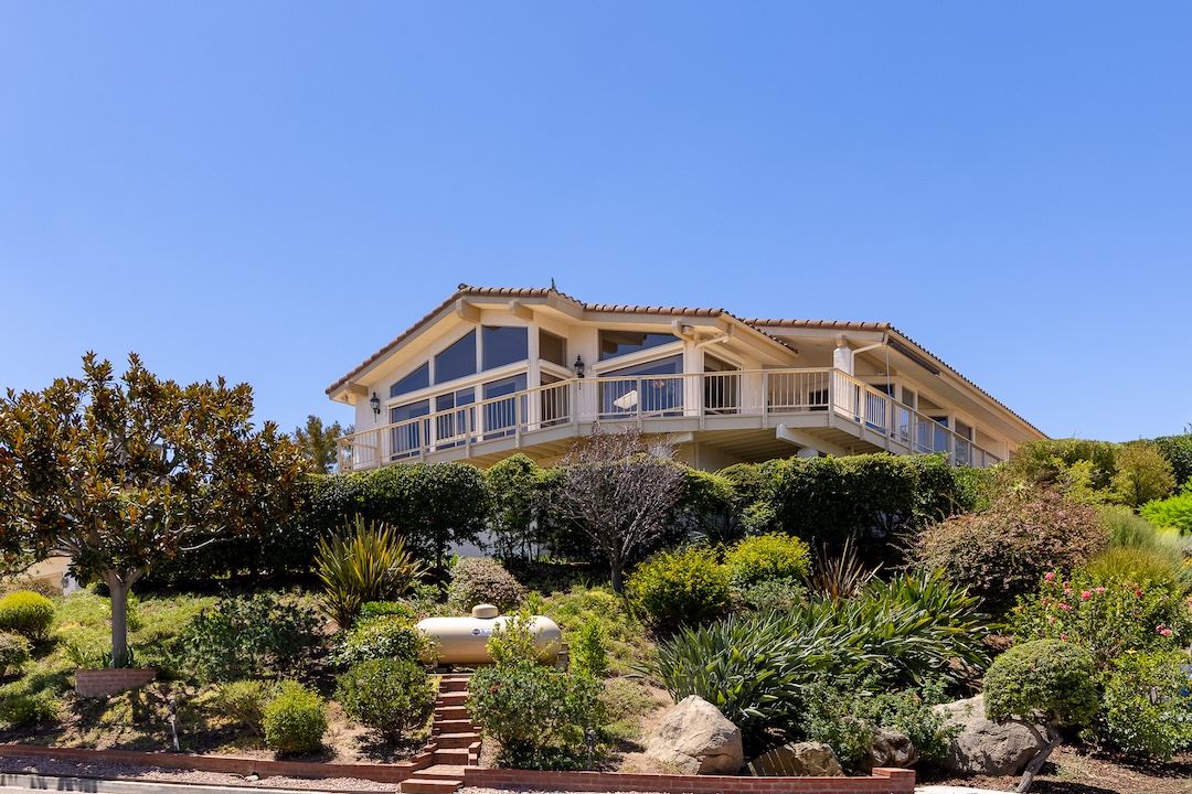 65 Exterior 10921 Treeside Lane Escondido CA 92026 Home For Sale listed by DreamWell Homes Realty